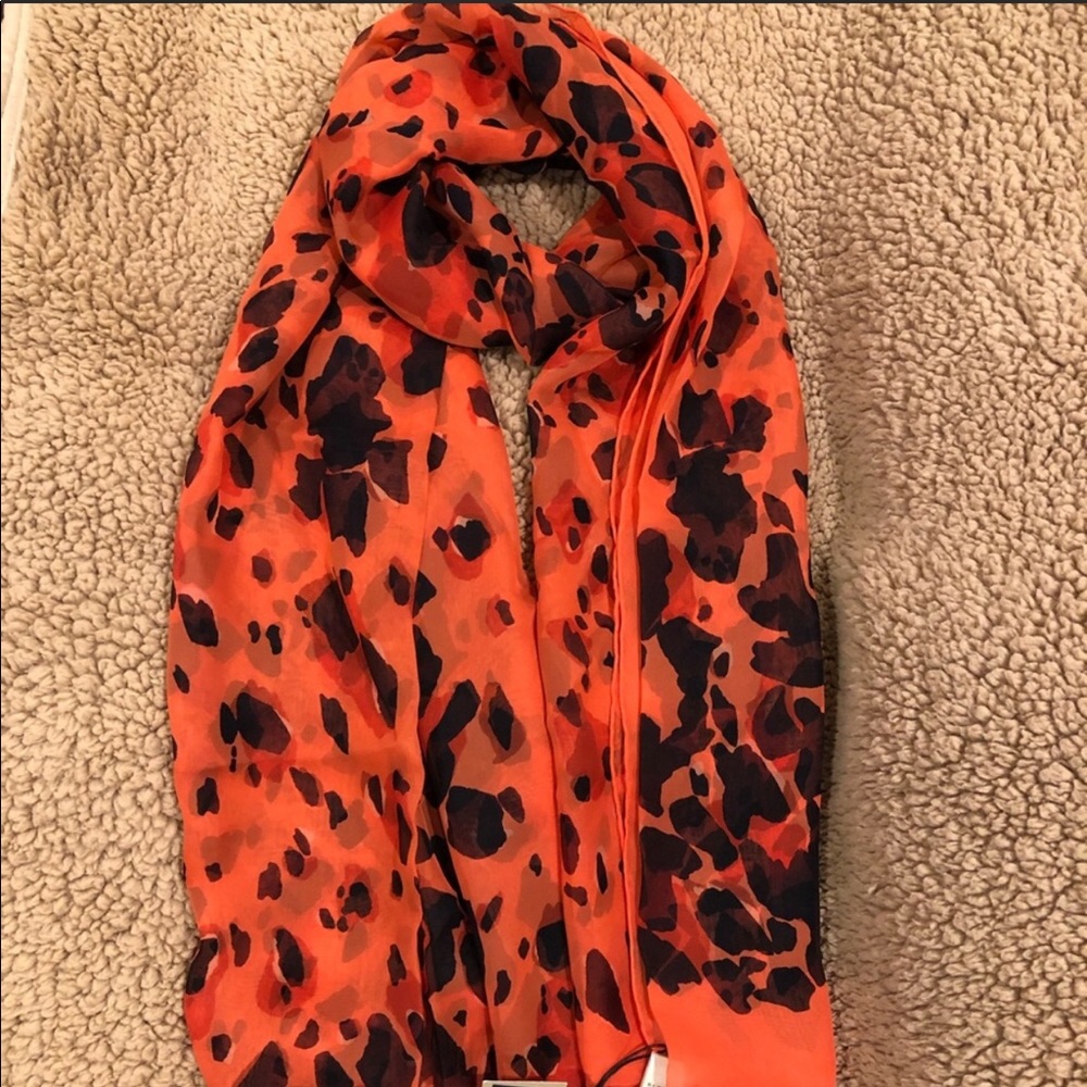 Burberry scarf